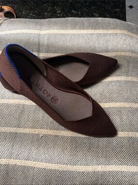 Rothy’s Truffle Phyton the Point, Brown Knit Flats like new worn once